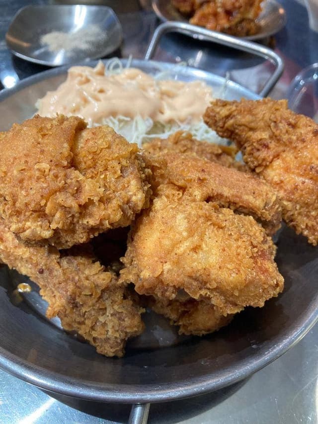 昼耕夜鶏 韓国チキン＆ポチャ 三宮店 - サブ画像1
