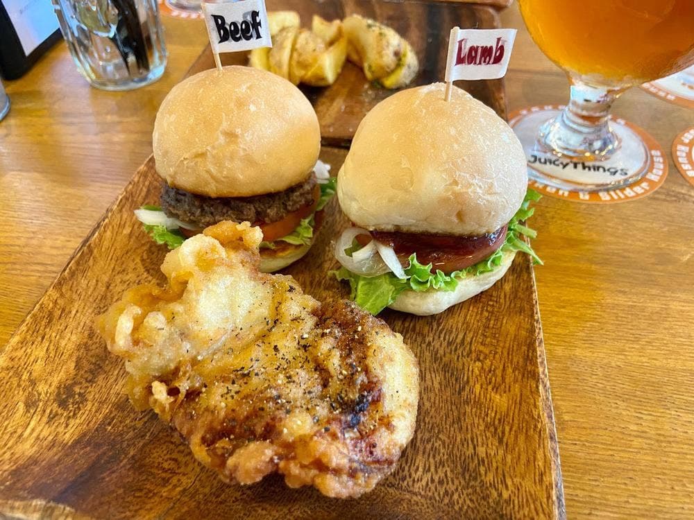 Juicy Things Fried Chicken and Slider House