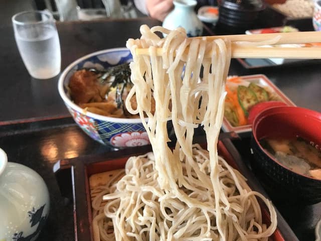 手打ちそば・うどん 甚助 - サブ画像1