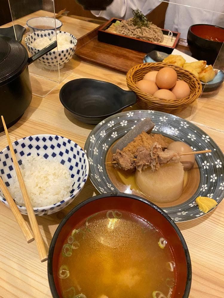 酒場とらず 西本町店