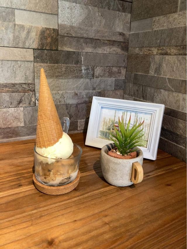 ANOTHER PLACE CAFE - サブ画像3
