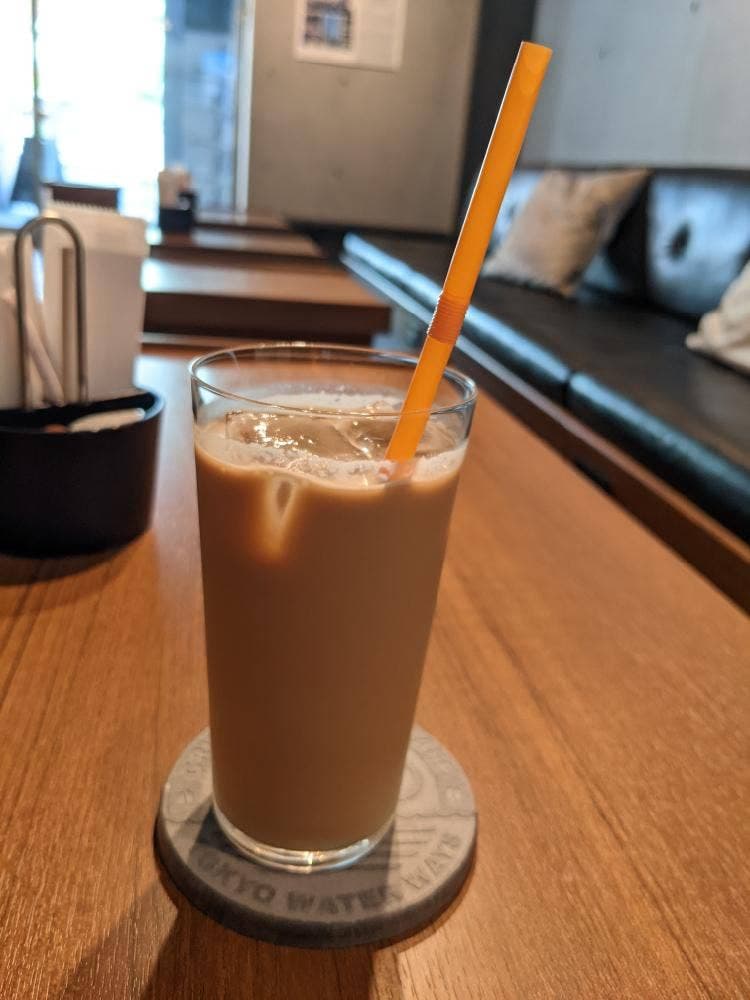 CRUISE AND THE CAFE