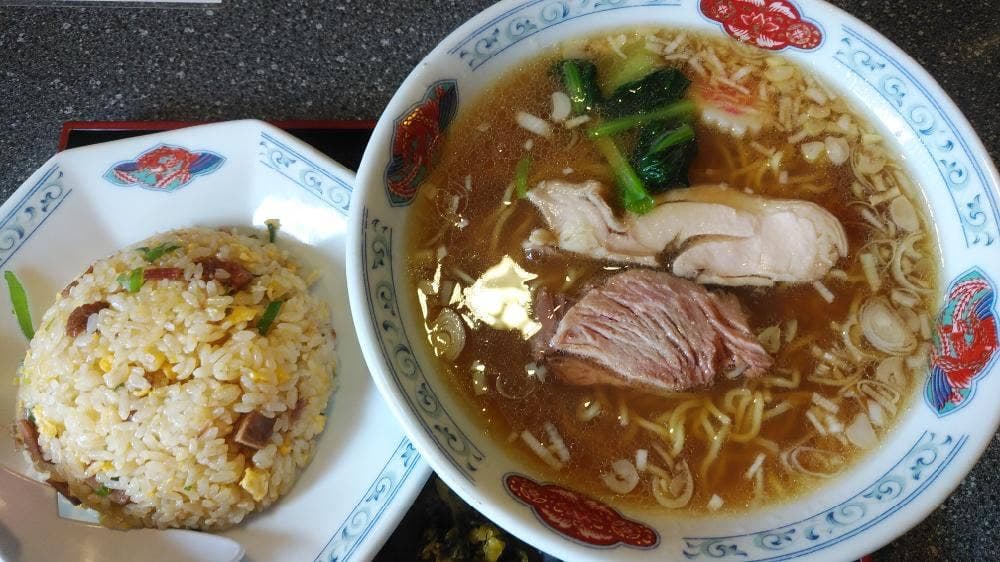 中華 志ら鳥