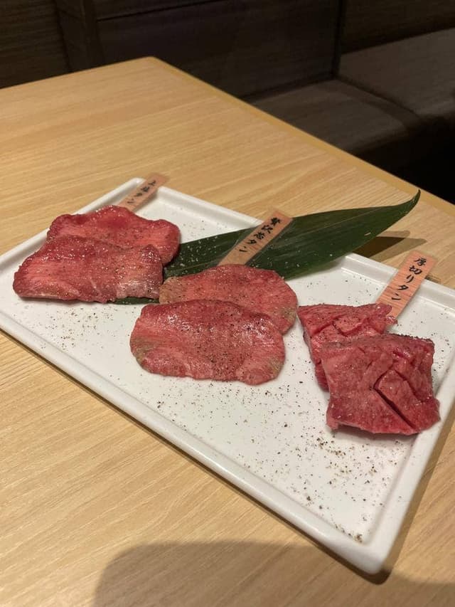 精肉卸直営焼肉 牛次郎 大阪福島駅前店 - サブ画像2