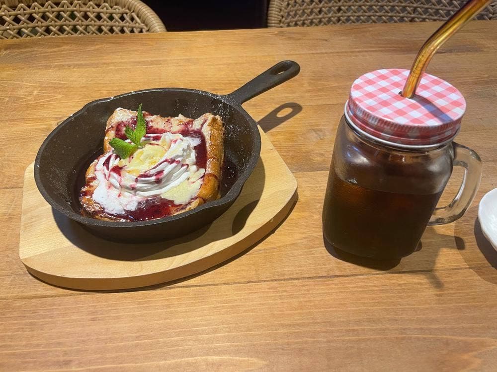 ハチとろんの食卓