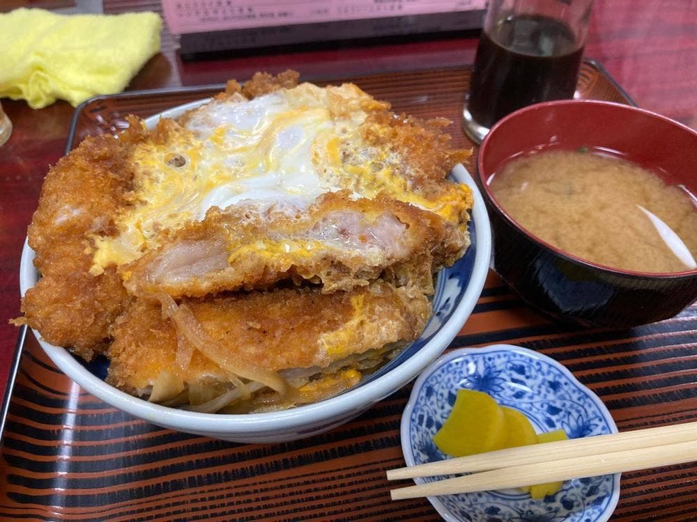 満津田食堂