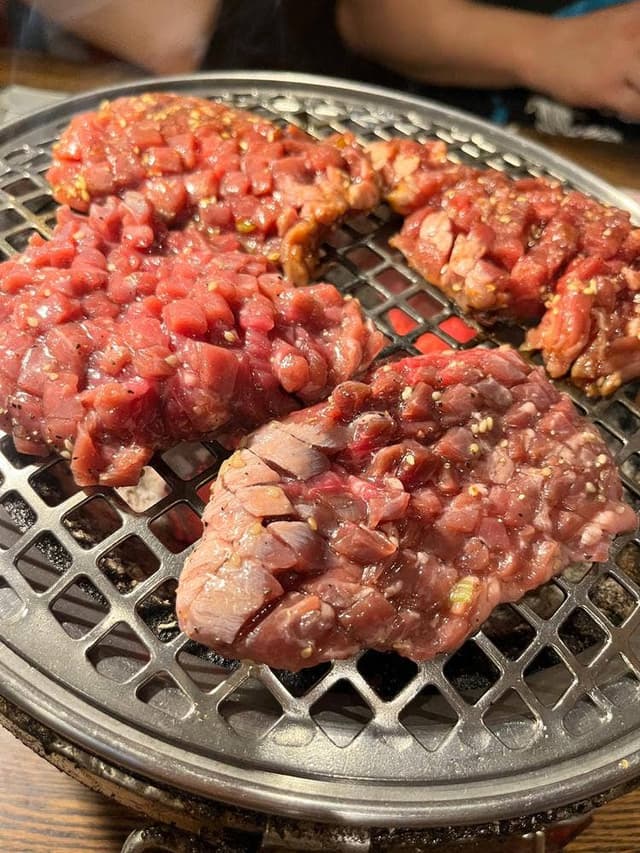 炭火焼肉金剛園 - サブ画像1