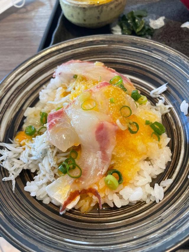 瀬戸内バル LA TERRAZZA - サブ画像1