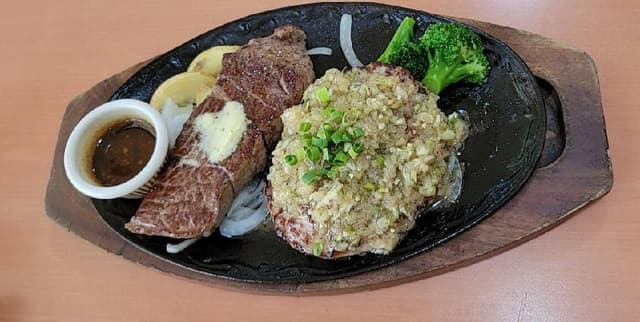 ステーキハンバーグ&サラダバー けん 蒲田店 - サブ画像1