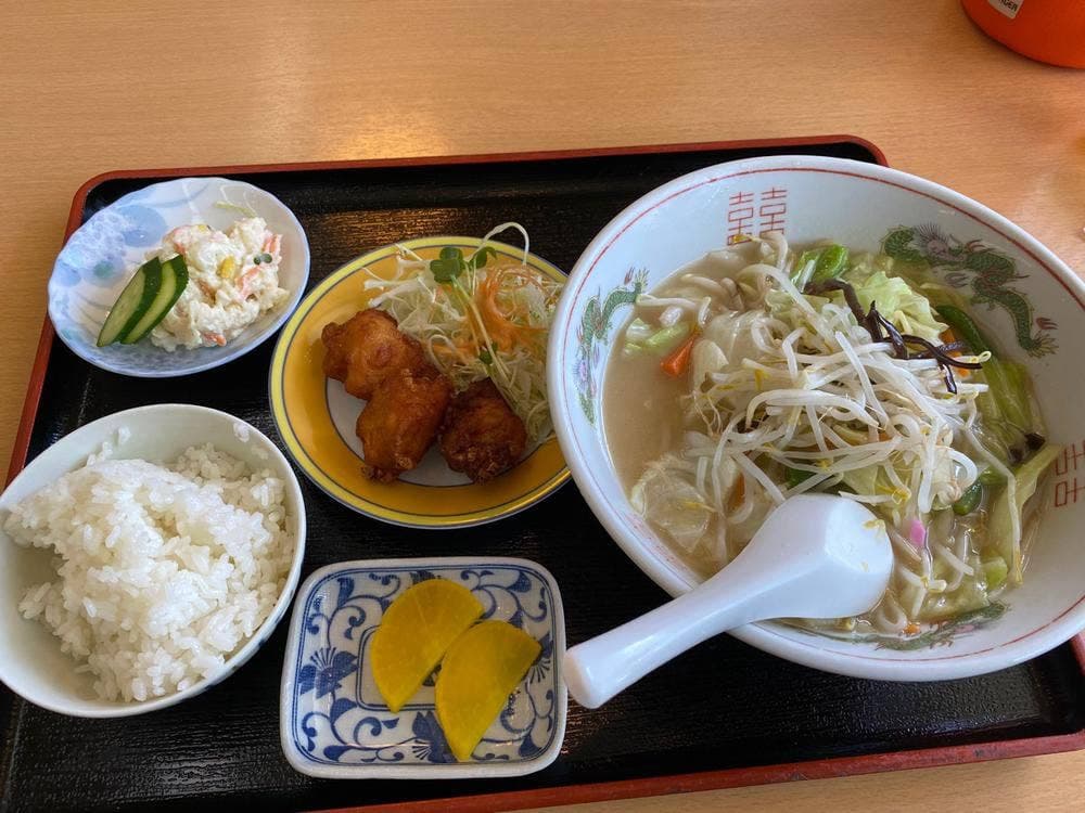 御食事処 かもめ