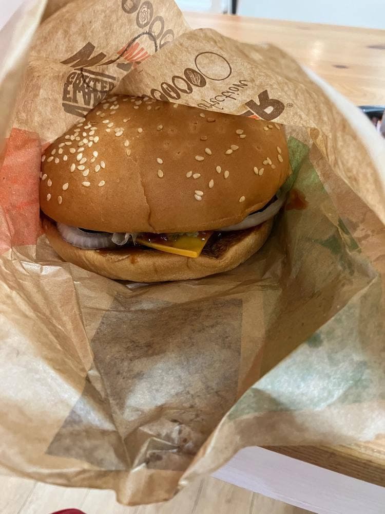 バーガーキング ミ・ナーラ店