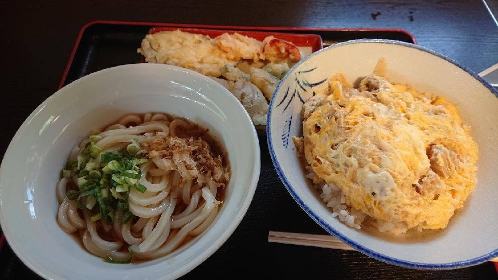 なみへいうどん 小田本店
