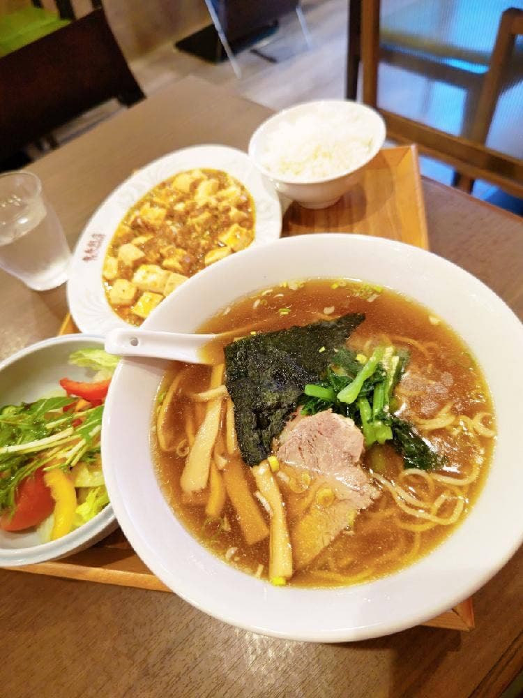 竜香飯店