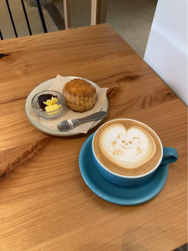 Working cafe halo