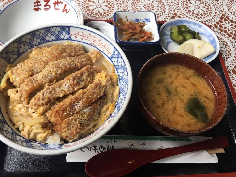 まるぜん