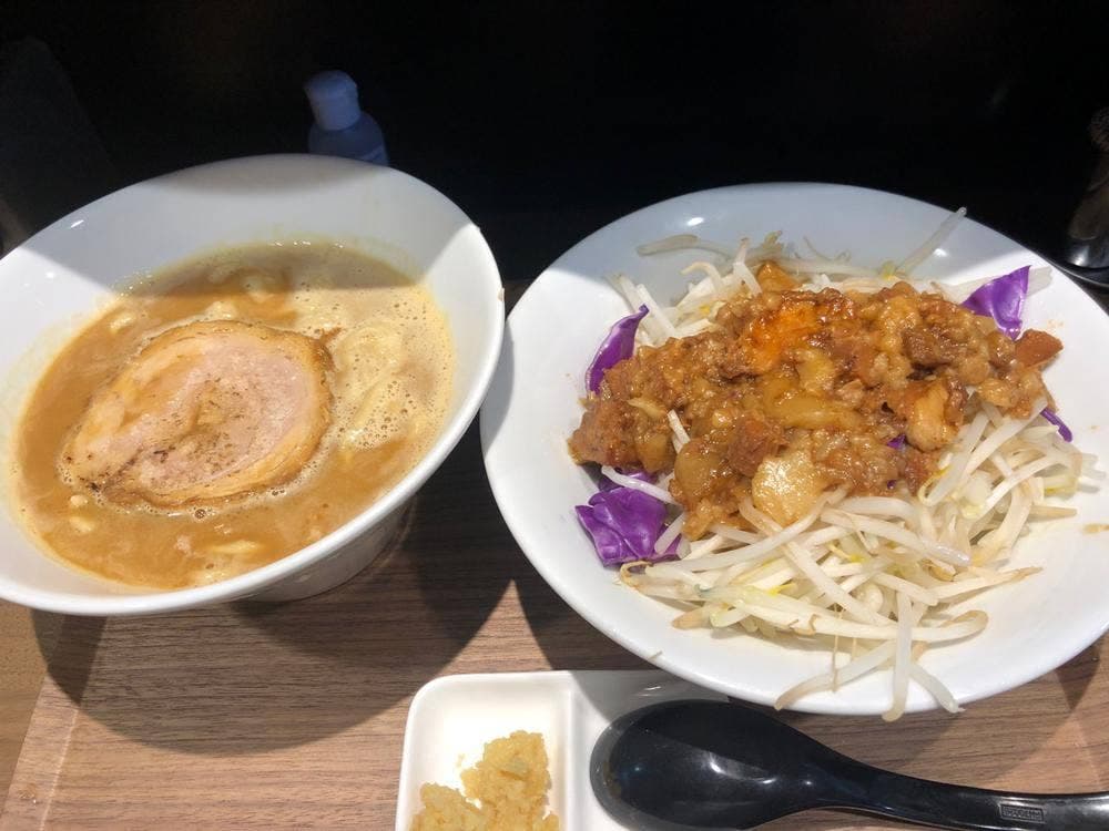 齋藤鶏治郎