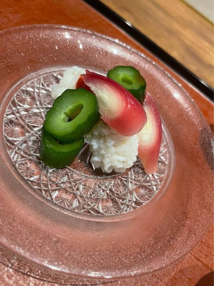 御所 岩さき