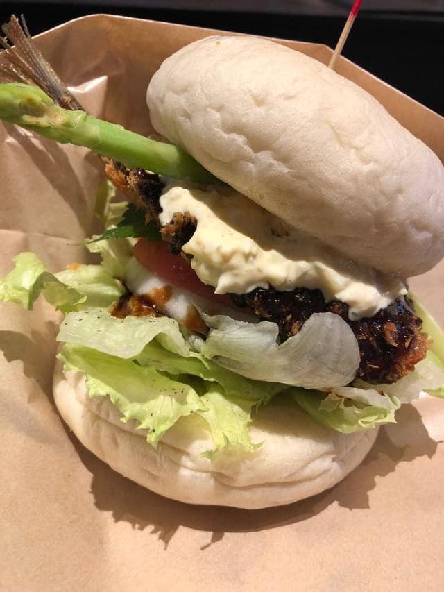 神様の宝石でできた料理店 - サブ画像1