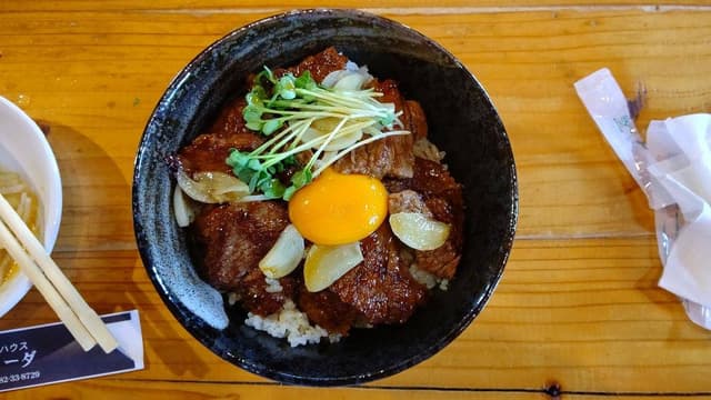 ステーキハウス スフィーダ - サブ画像1