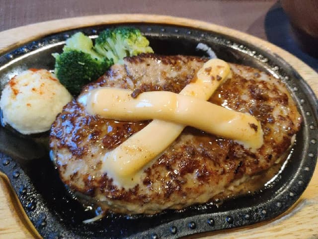 びっくりドンキー 寝屋川店 - サブ画像2