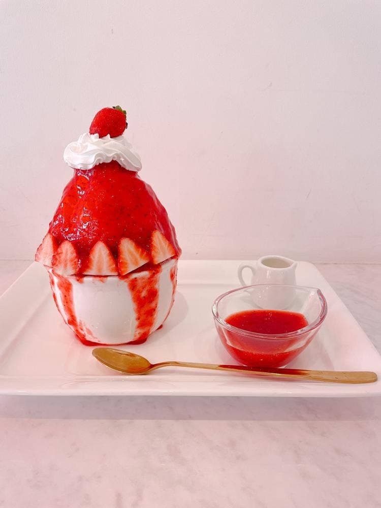 strawberry kitchen515