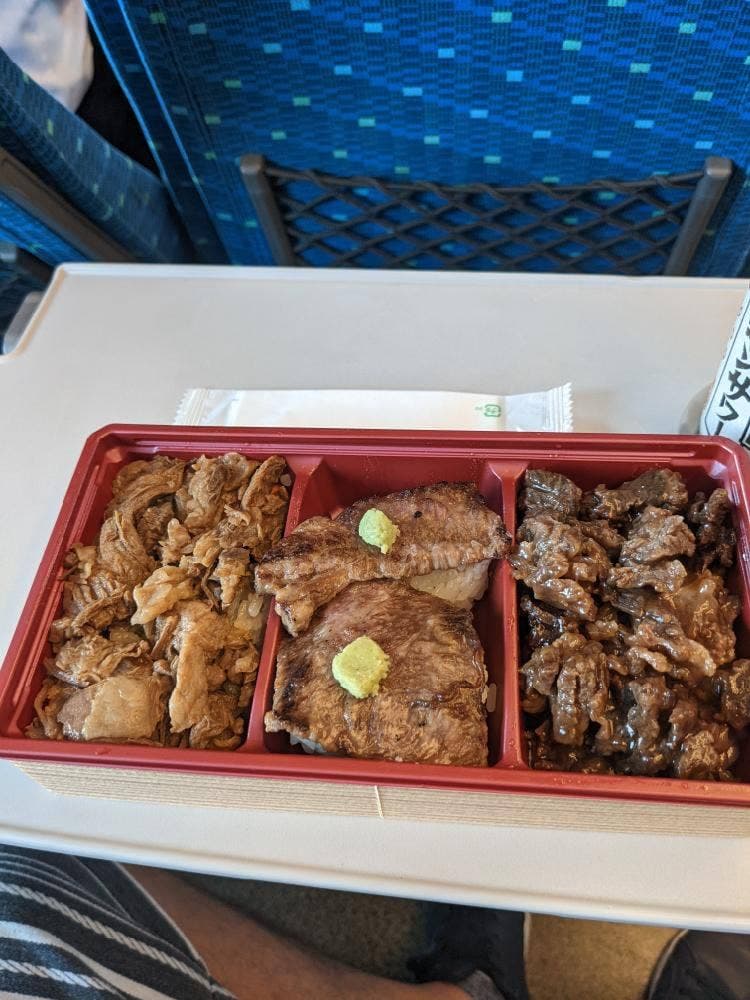 海南亭 駅売店