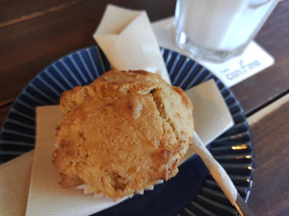 カフェ コンフィーネ