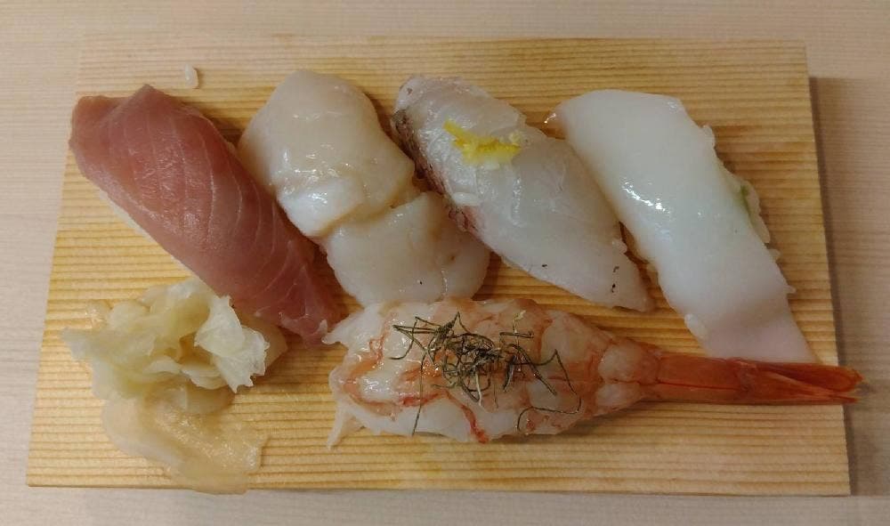 立ち食い寿司処 鮨にしき