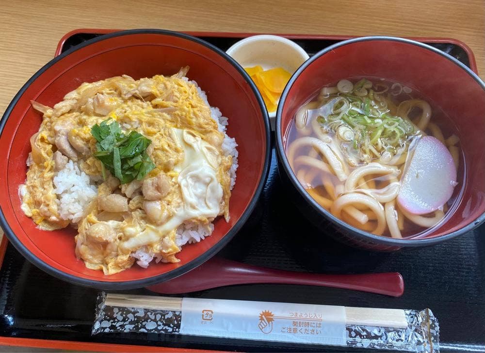 錦秋湖ハイウェイショップ