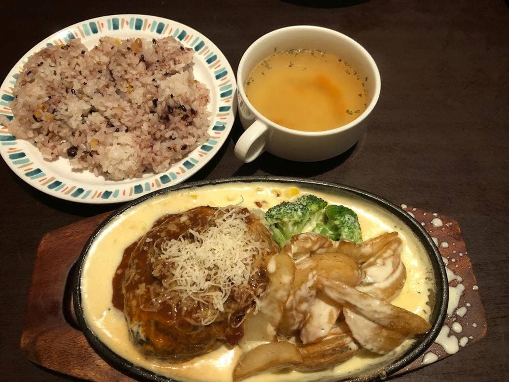 超粗挽き炭火ハンバーグの店 犇亭 高崎店
