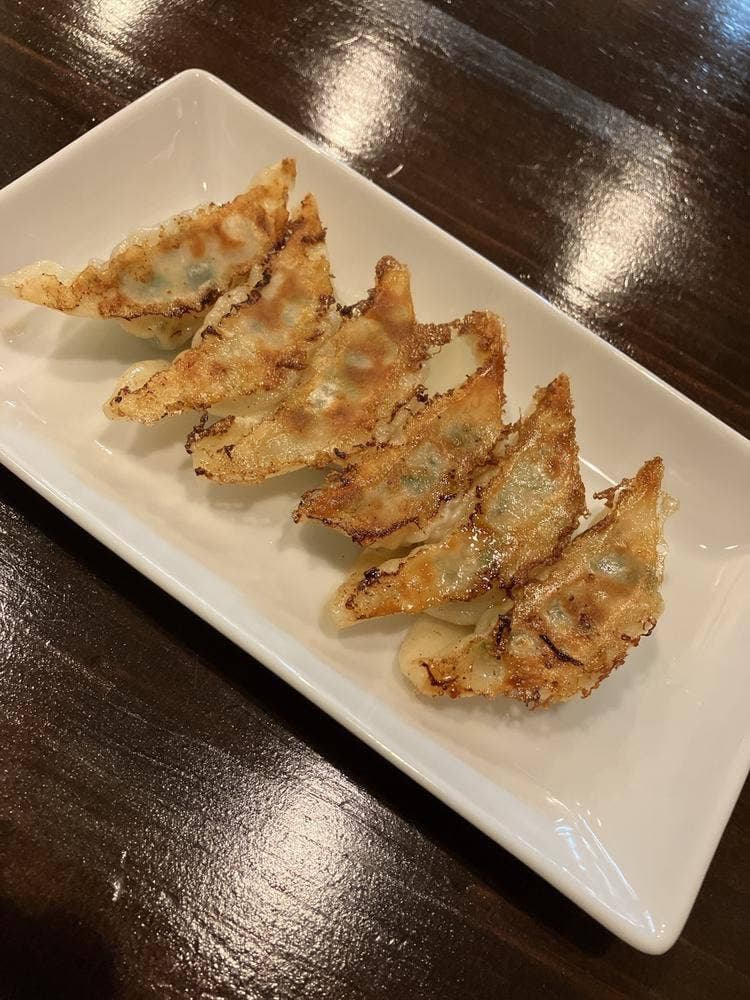 餃子の店 莉梨