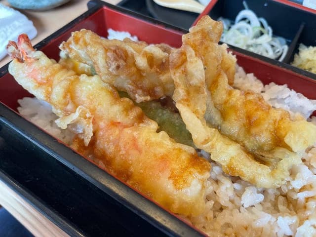 すし屋 銀蔵 新宿NSビル店 - サブ画像1