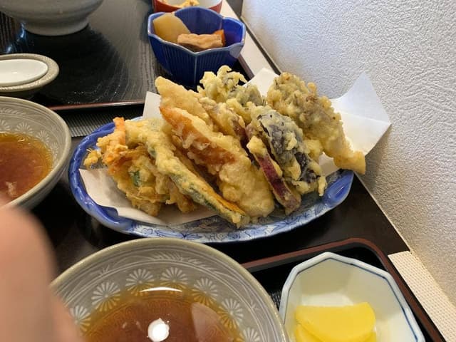 手打ちそば 忠士 - サブ画像1