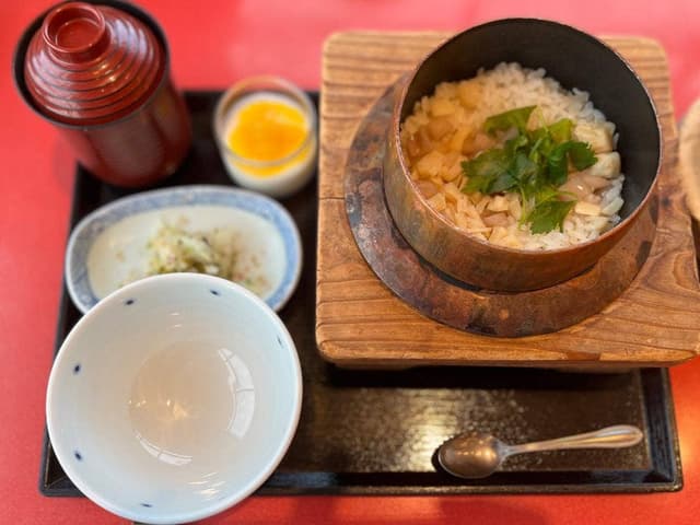 季節釜めし 花小梅 春日店 - サブ画像1