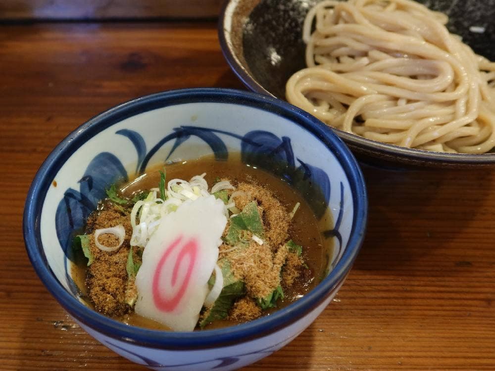 はたかくる