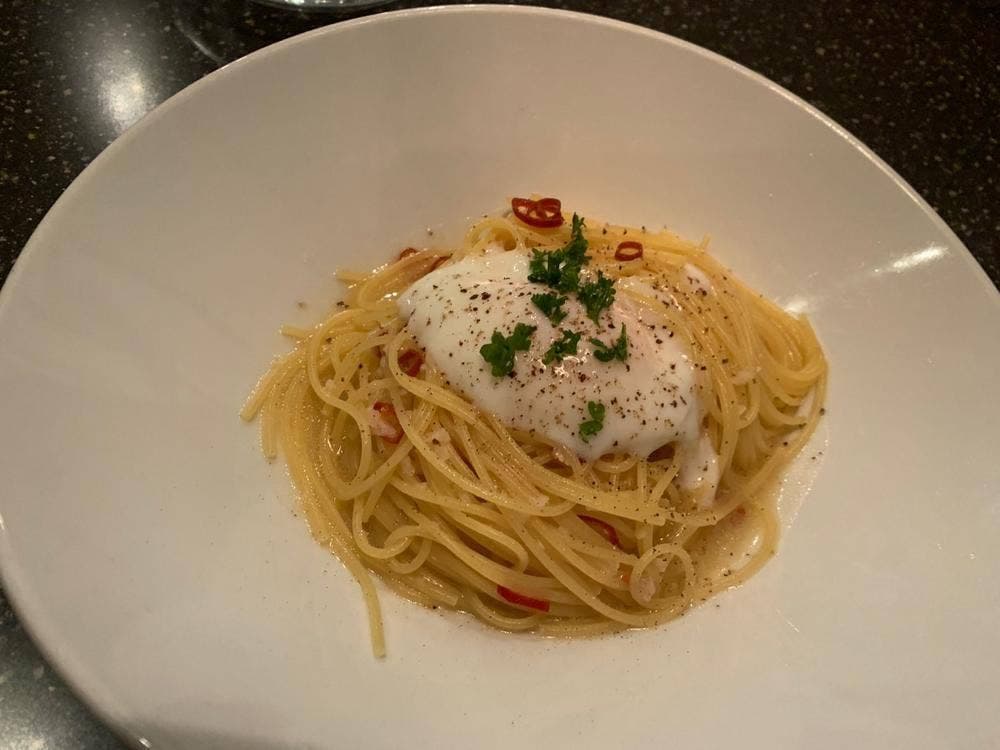 HACHI CAFE