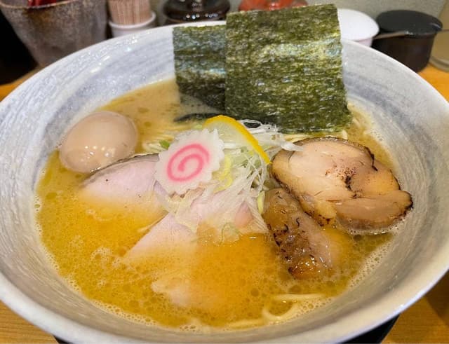 麺屋なると 伊奈店 - サブ画像2