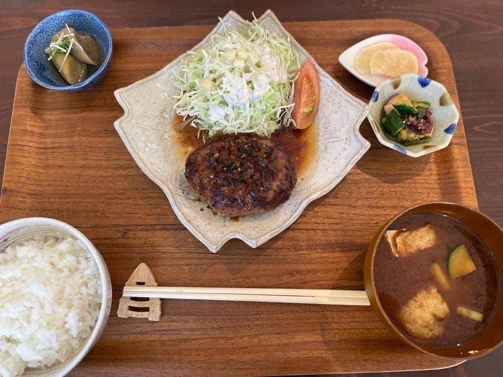 ご飯屋 おもち