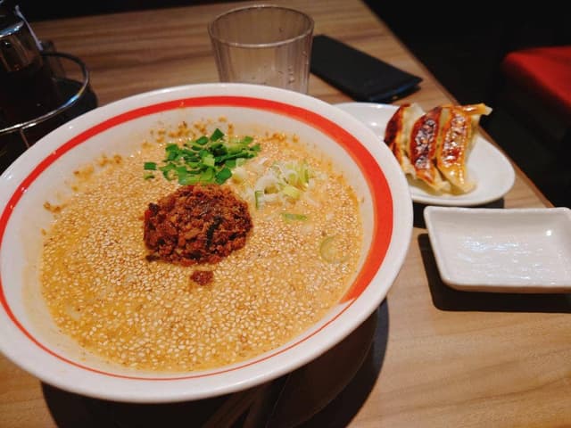 麺屋 空海 サクラス戸塚店 - サブ画像1