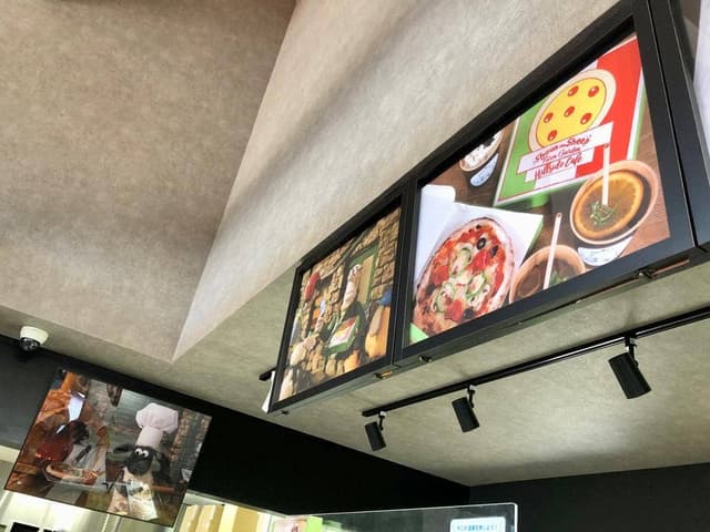 ヒルサイドカフェ Tearoom ローザンベリー多和田 - サブ画像1