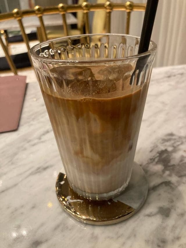 サロンドルイ ルイ カフェアンドジュエリー - サブ画像2