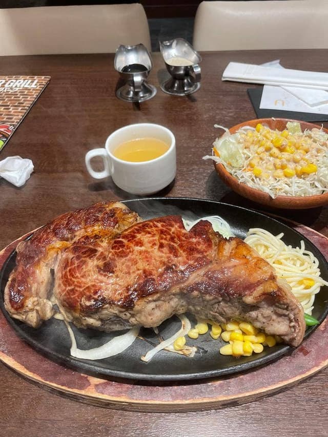 ステーキ&ハンバーグ モンスターグリル イオンモール日の出店 - サブ画像1