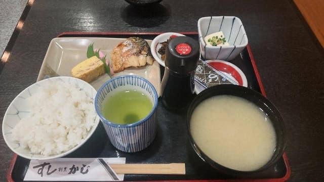 すし割烹 かじ デイトス・アネックス店 - サブ画像1