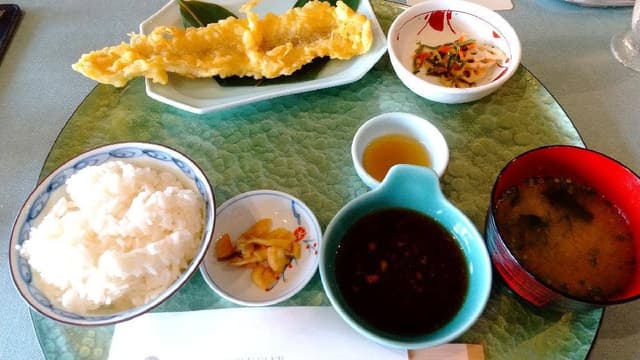 麻生飯塚ゴルフ倶楽部 レストラン - サブ画像1