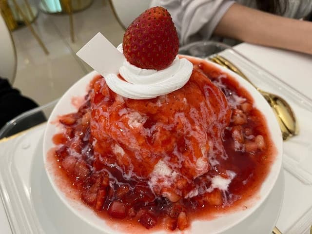 ワッフルカーン 道頓堀店 - サブ画像2