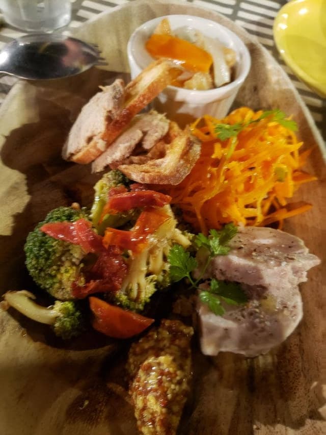 イカリヤ食堂 - サブ画像2