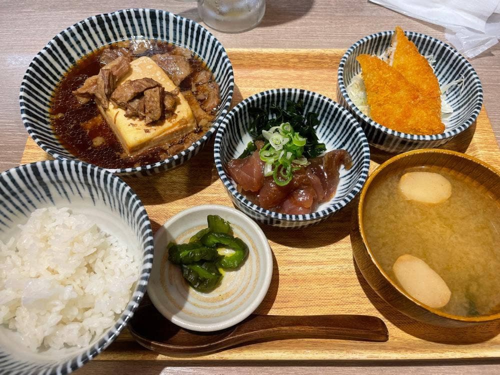 肉豆冨とレモンサワー 大衆食堂 安べゑ 土浦駅前店