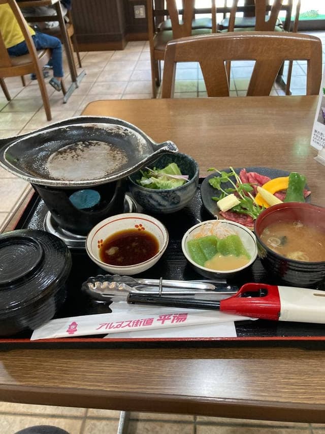 カフェ＆レストラン アルプスホルン アルプス街道 平湯 - サブ画像1