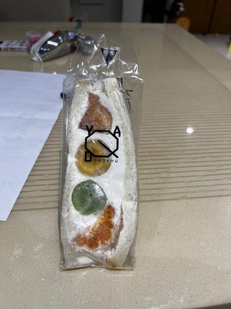 最強のフルーツサンド 八百Q