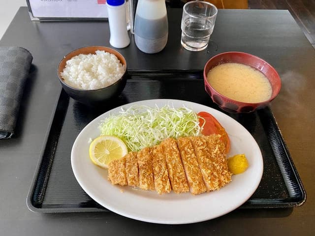 とんかつ&le cafe いそ - サブ画像2